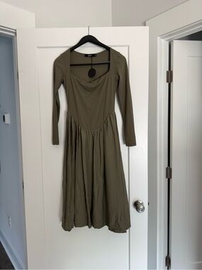 Long Sleeve Olive Green Midi Dress